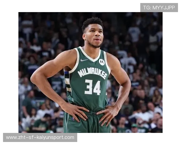 字母哥伤退引发雄鹿崩盘:篮球之夜的惊心时刻 字母哥伤退引发雄鹿崩盘:篮球之夜的惊心时刻