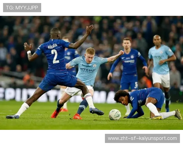 英超三强盯同一前锋！伯恩茅斯坐地起价